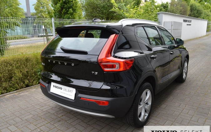 Volvo XC 40 cena 139900 przebieg: 33242, rok produkcji 2022 z Poznań małe 379